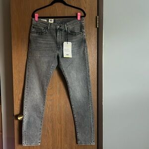 Levi’s Men’s Skinny Taper Grey Wash Jeans Size 34x32 NWT